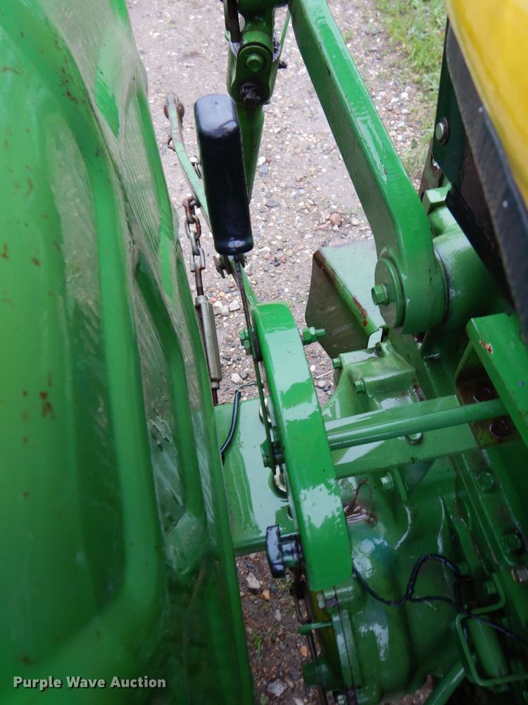 image for item KN9860 John Deere 950  tractor