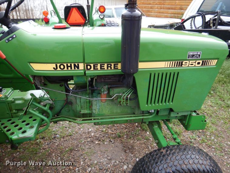 image for item KN9860 John Deere 950  tractor