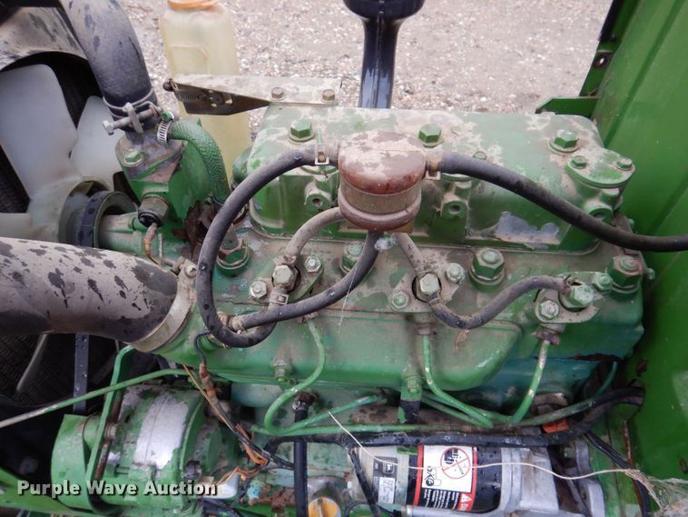 image for item KN9860 John Deere 950  tractor