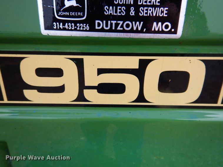 image for item KN9860 John Deere 950  tractor
