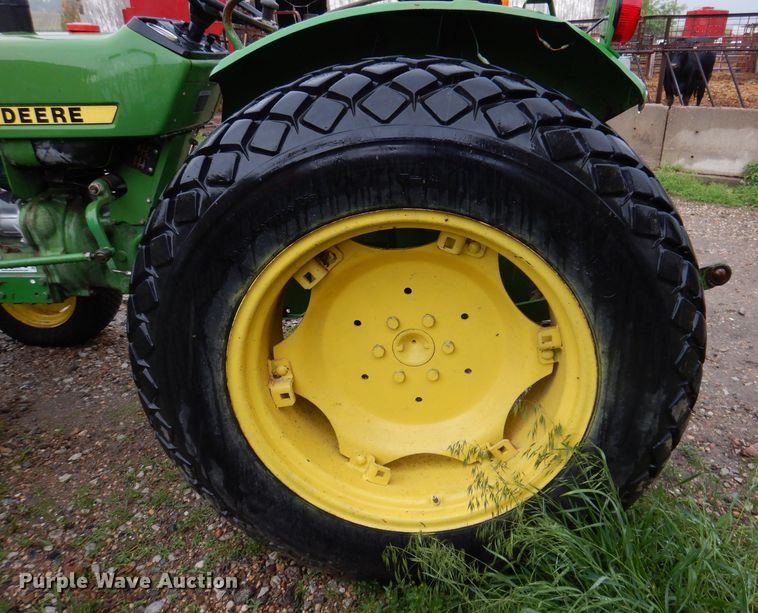 image for item KN9860 John Deere 950  tractor