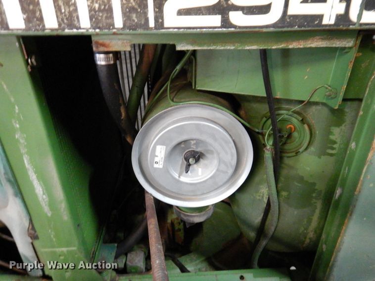 image for item KR9295 1980 John Deere 2940  tractor