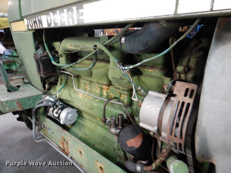 image for item KR9295 1980 John Deere 2940  tractor