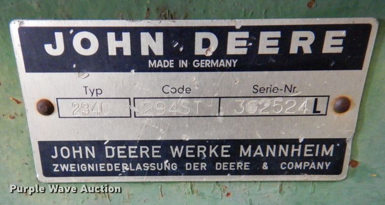 image for item KR9295 1980 John Deere 2940  tractor