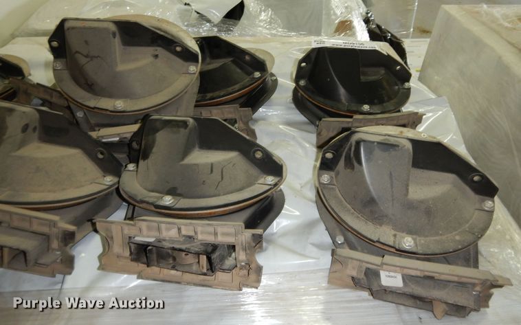 image for item MD9156 (9) finger pickups