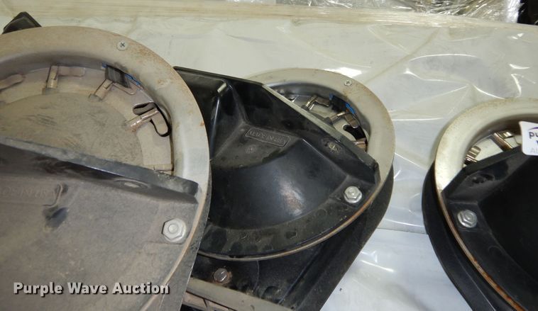 image for item MD9156 (9) finger pickups