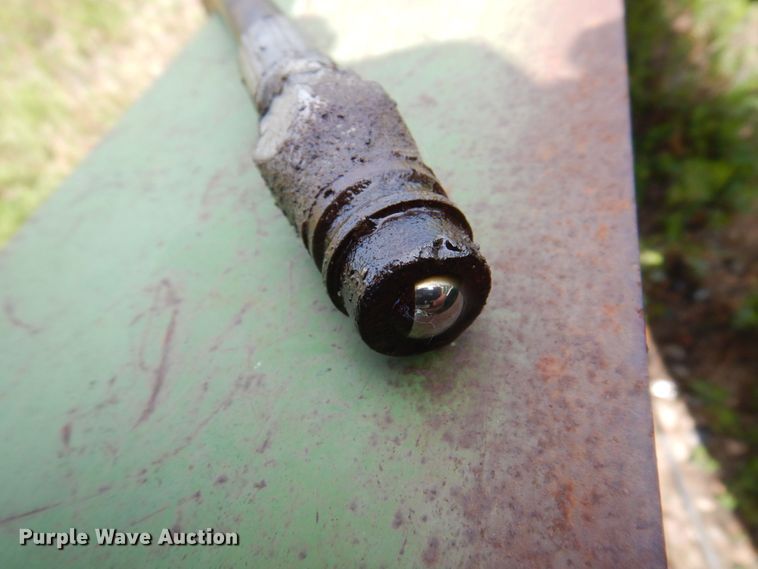 image for item MU9613 John Deere 7000  planter