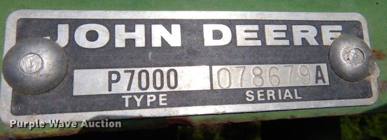image for item MU9613 John Deere 7000  planter