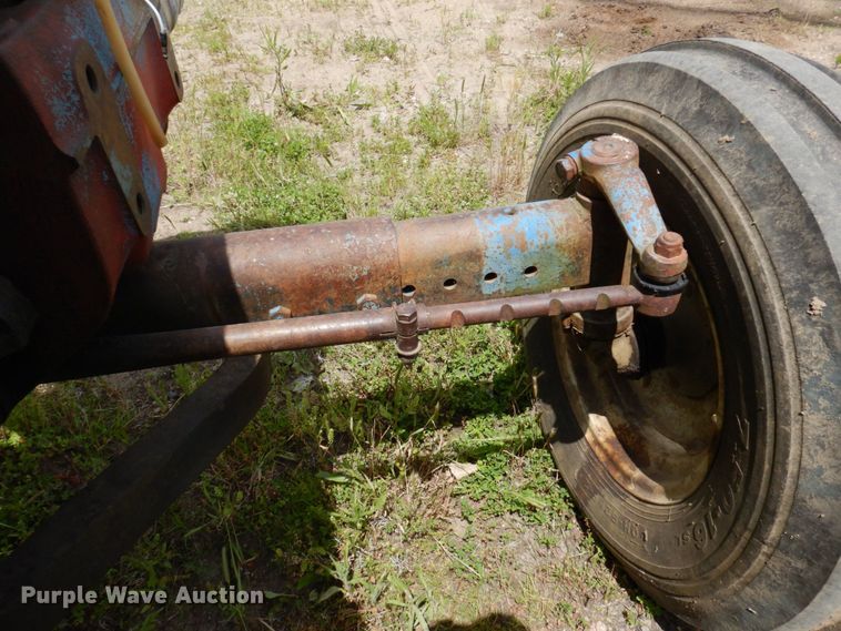 image for item MU9617 Ford 5000  tractor