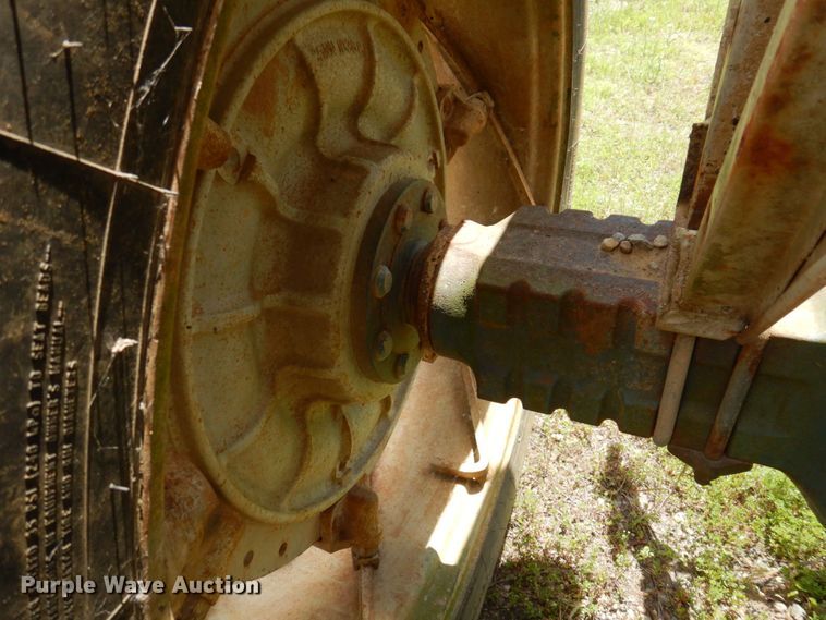 image for item MU9617 Ford 5000  tractor