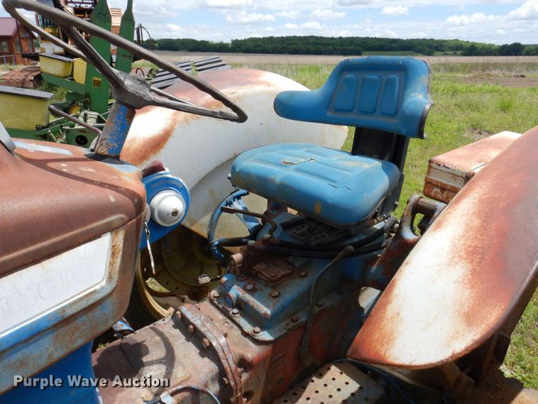 image for item MU9617 Ford 5000  tractor