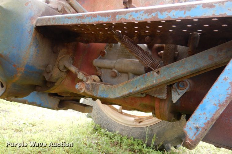 image for item MU9617 Ford 5000  tractor