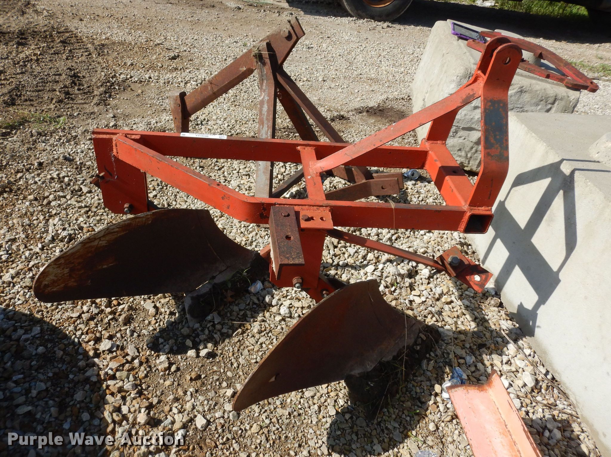 Tillage equipment in Wamego, KS Item MD9164 sold Purple Wave