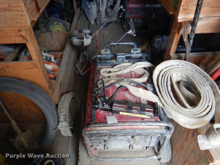 image for item DH7373 2004  storage container