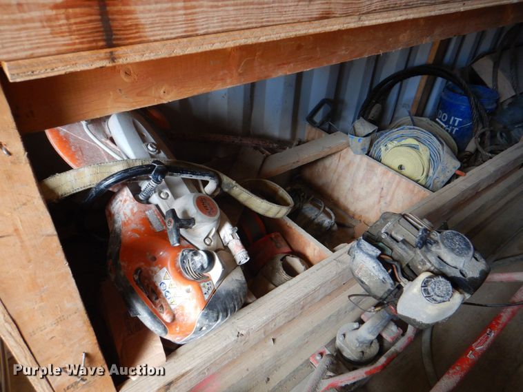 image for item DH7373 2004  storage container