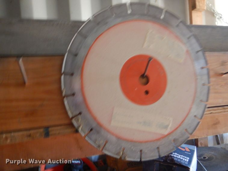 image for item DH7373 2004  storage container