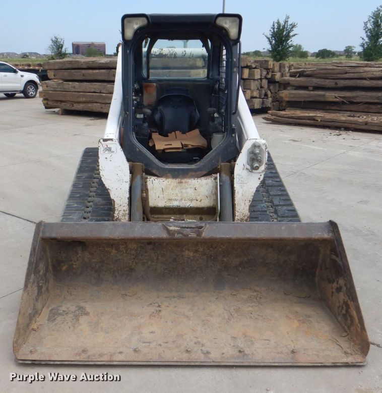 image for item DH7375 2012 Bobcat T650  tracked skid steer loader