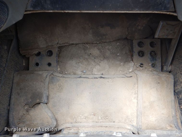 image for item DH7375 2012 Bobcat T650  tracked skid steer loader