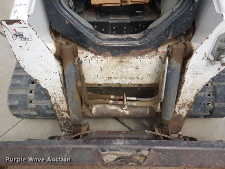 image for item DH7375 2012 Bobcat T650  tracked skid steer loader