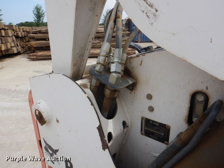 image for item DH7375 2012 Bobcat T650  tracked skid steer loader