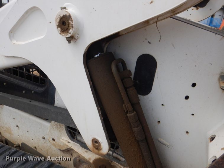 image for item DH7375 2012 Bobcat T650  tracked skid steer loader