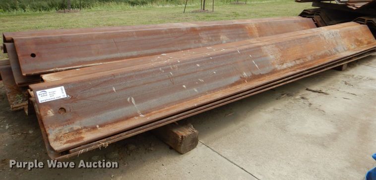 image for item DP4065 (7) sets of steel piling