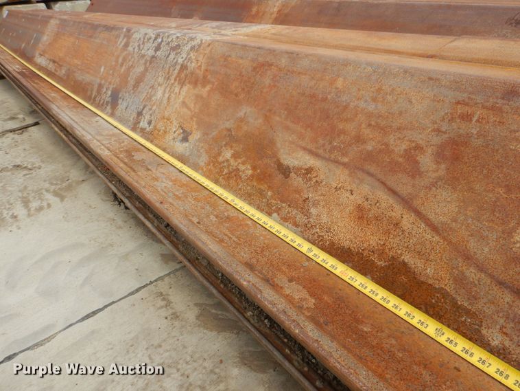 image for item DP4065 (7) sets of steel piling