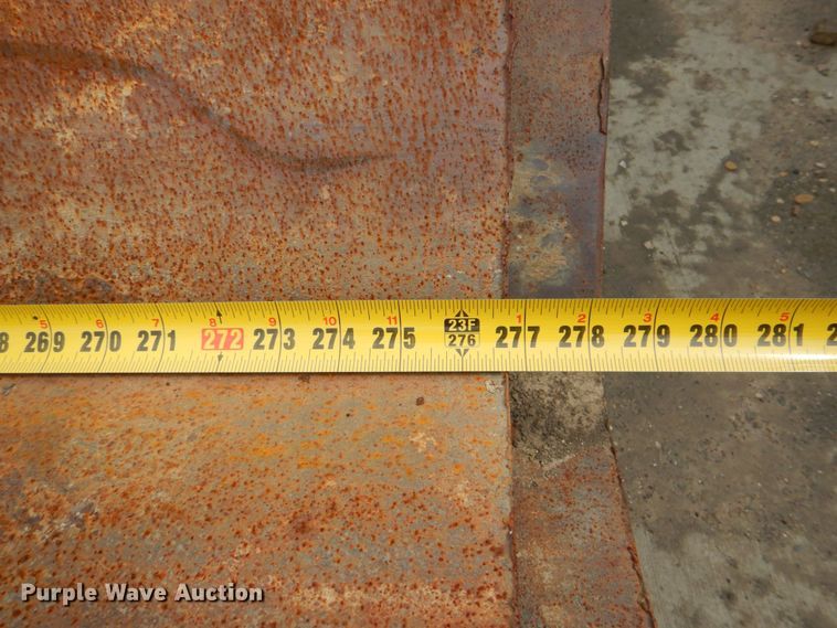 image for item DP4065 (7) sets of steel piling