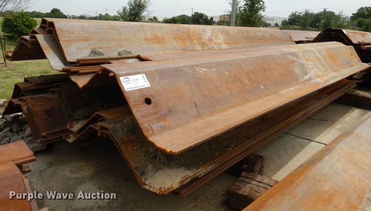 image for item DP4066 (16) sets of steel piling