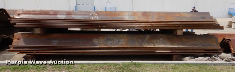 image for item DP4066 (16) sets of steel piling