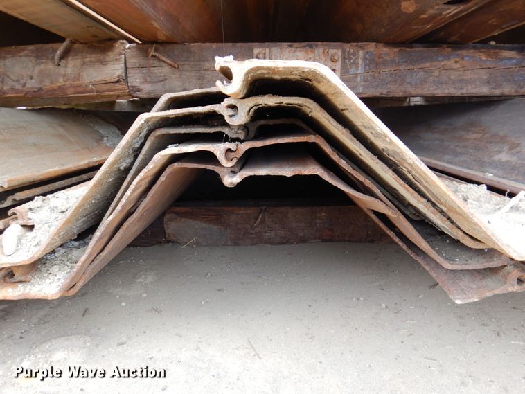 image for item DP4069 (20) sets of sheet piling