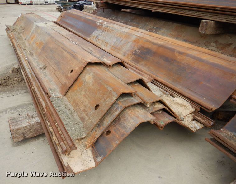 image for item DP4071 (10) sets of sheet piling