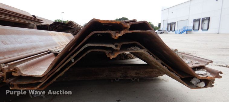 image for item DP4071 (10) sets of sheet piling