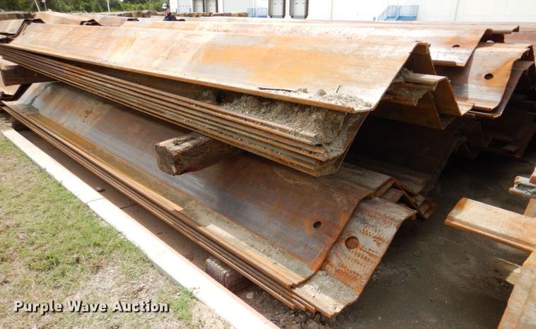 image for item DP4072 (20) sets of steel piling