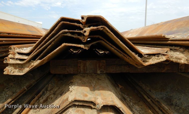 image for item DP4073 (20) sets of steel piling