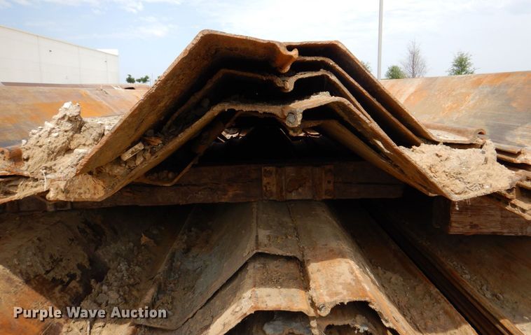 image for item DP4073 (20) sets of steel piling