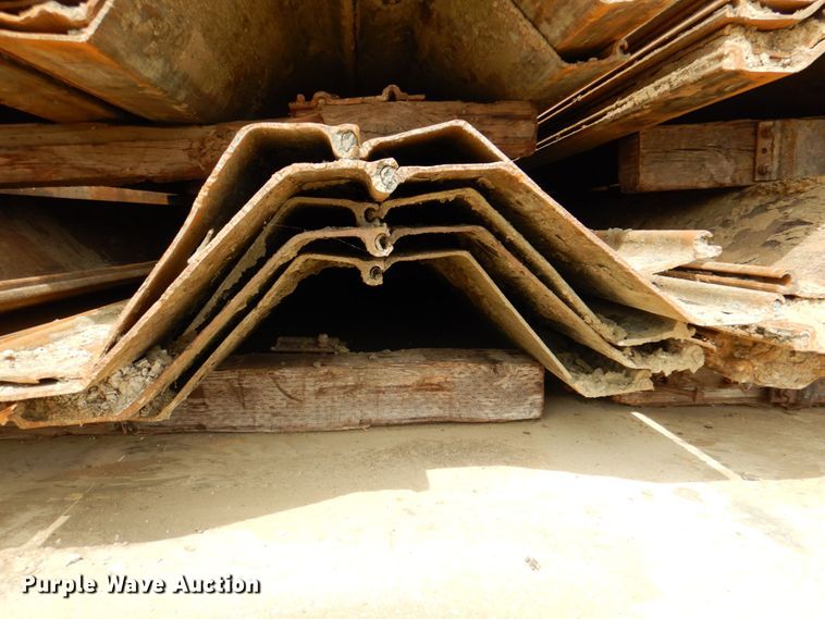 image for item DP4074 (20) sets of sheet piling