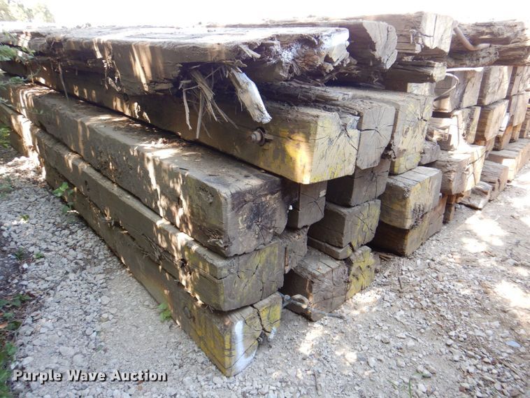 (20) crane mats in Farmers Branch , TX Item DP4103 sold Purple Wave