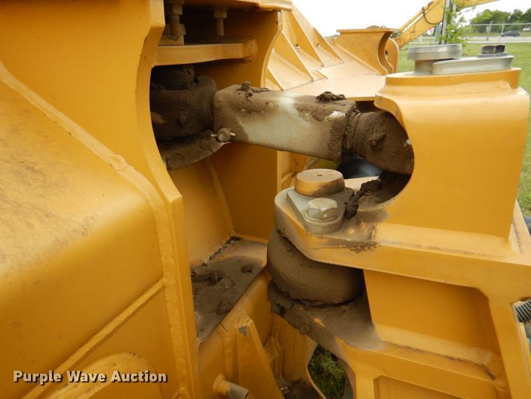 image for item DP4147 2016 Caterpillar D6K2 LGP  dozer