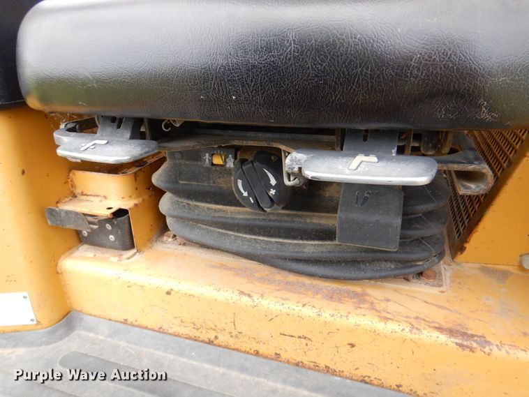 image for item DP4149 2007 Caterpillar D4G LGP  dozer