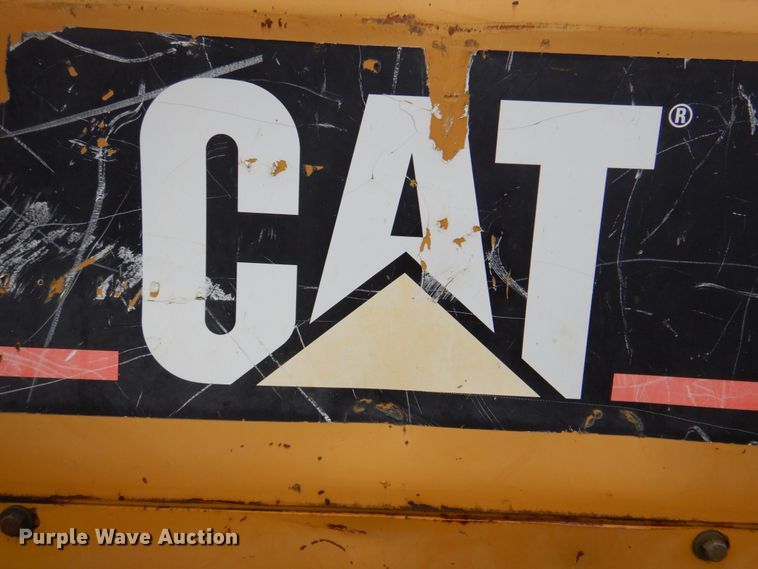 image for item DP4149 2007 Caterpillar D4G LGP  dozer