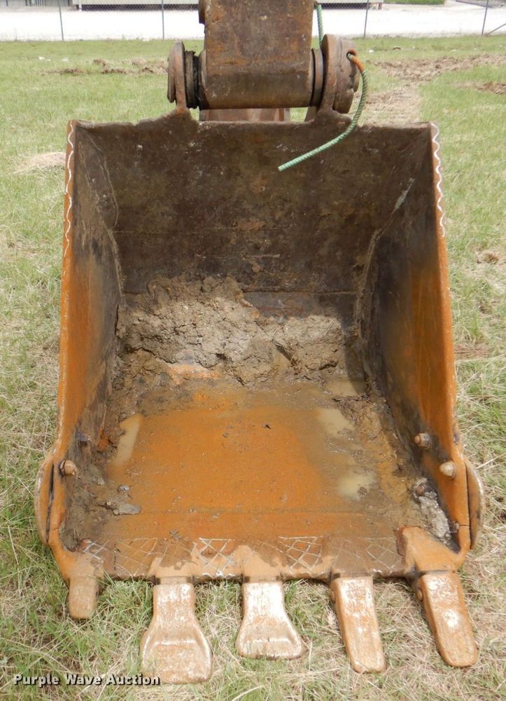 image for item DP4150 1999 Komatsu PC200-6B  excavator