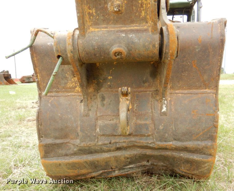 image for item DP4150 1999 Komatsu PC200-6B  excavator