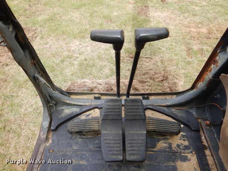 image for item DP4150 1999 Komatsu PC200-6B  excavator