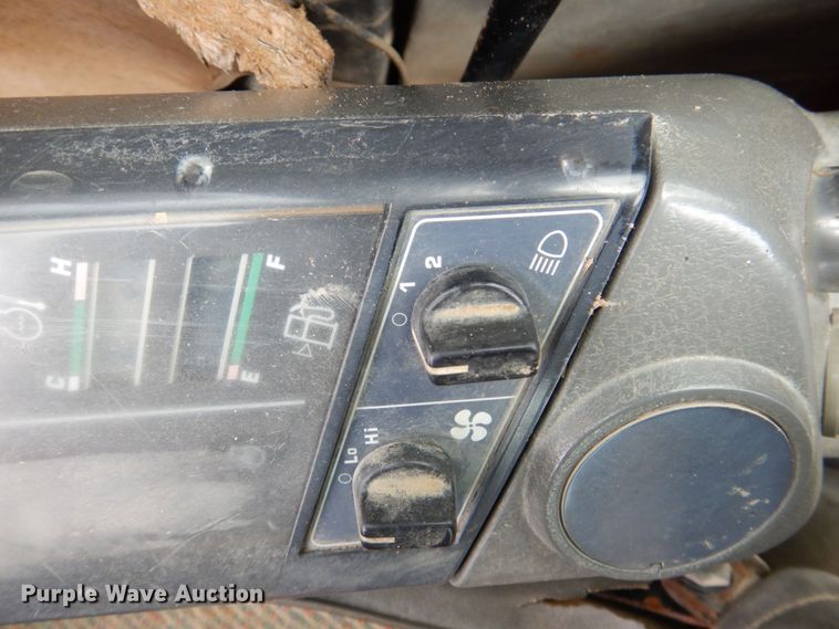 image for item DP4150 1999 Komatsu PC200-6B  excavator