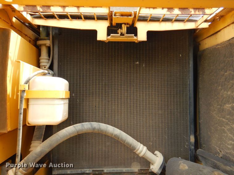 image for item DP4150 1999 Komatsu PC200-6B  excavator