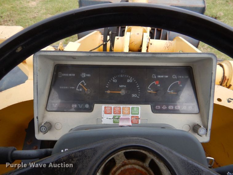 image for item DP4151 1999 Komatsu WA180-3L  wheel loader