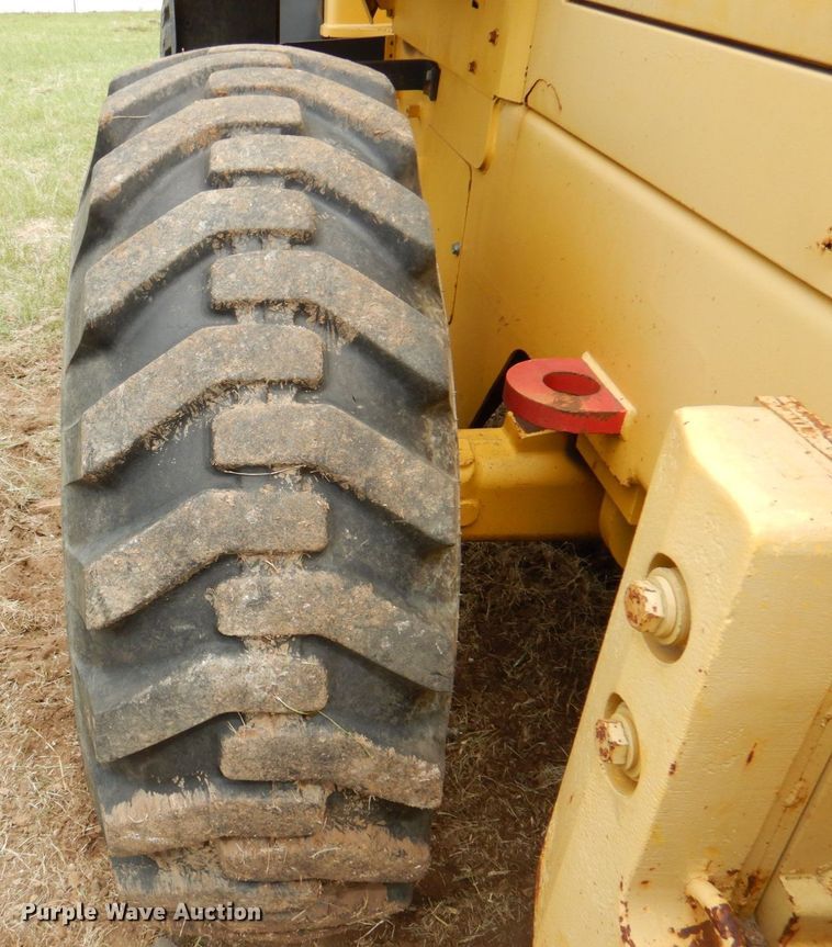 image for item DP4151 1999 Komatsu WA180-3L  wheel loader