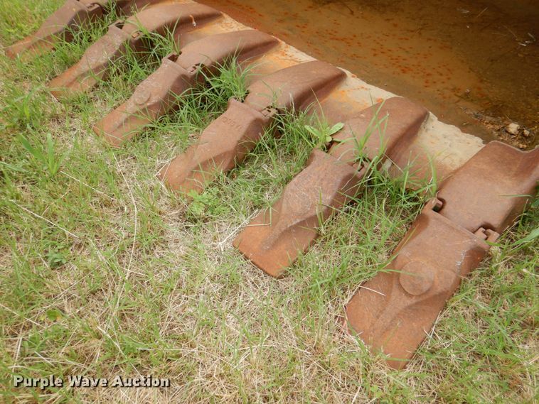 image for item DP4157 Werk-Brau  52"W excavator bucket