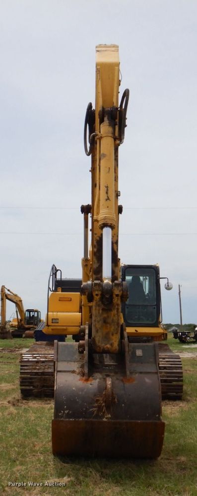 image for item DP4160 2014 Komatsu PC490LC-10  excavator